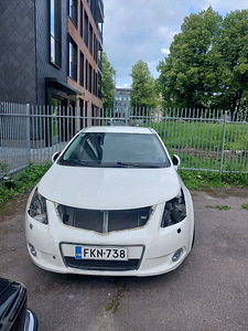 Toyota Avensis 2011 (3 foto / 4)
