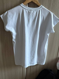 UUS VALGE DKNY T-SÄRK / T-SHIRT suurus 14 S (4 foto / 4)