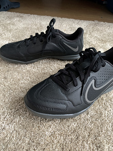 Müüa nike putsad (3 foto / 4)