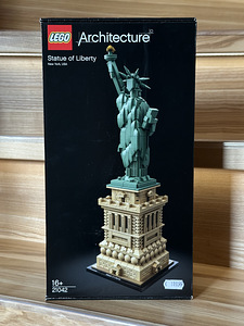LEGO Architecture Статуя Свободы 21042 (1 фото из 2)