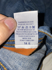 Джинсы D&G (7 фото из 7)