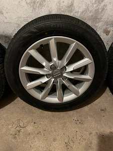 Оригинальные диски Audi R17 215/55 - 112/5 (2 фото из 2)