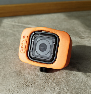 Digikaamera GoPro Hero 5 + 2 holdust raami + 32g mälukaart. (1 foto / 4)