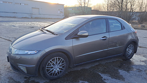 Продам Honda Civic (3 фото из 8)