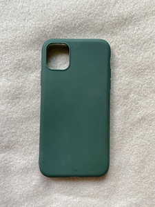 Продам чехлы на IPhone 11 (4 фото из 6)