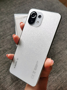 Müüa uus Xiaomi 11 Lite 5G (1 foto / 3)
