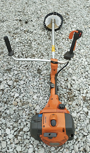 Кусторез Husqvarna 555FXT (1 фото из 10)