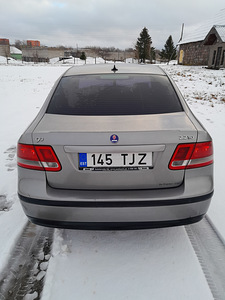Saab 9-3 (5 foto / 7)