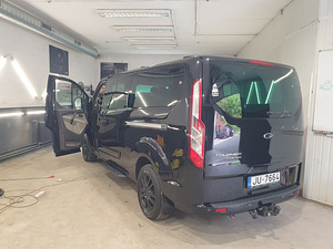 Ford Transit Tourneo Custom (6 фото из 10)