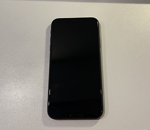 Apple 11/64 g (2 фото из 3)