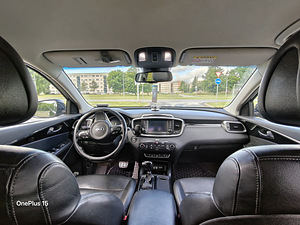 Müügil Kia Sorento (9 foto / 14)