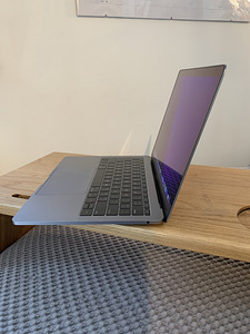 MacBook Pro (13-inch, 2017, Two Thunderbolt 3 ports) 256GB (2 foto / 6)