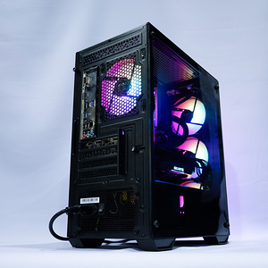 UUS! Lauaarvuti ●RTX 3070 ●I5 14400F ●32GB DDR4 (4 foto / 5)