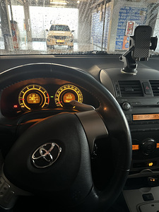 Toyota Corolla (5 фото из 12)