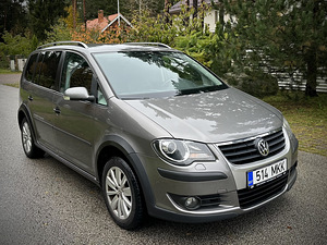 Volkswagen Cross Touran 1.9 TDI (77 kW) (1 foto / 13)