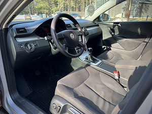 Volkswagen Passat Variant 2.0 TDI (103kW) (7 foto / 10)