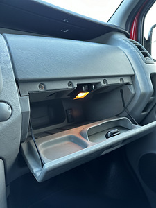 Renault Trafic Long Transforms 2.0 66kw (11 фото из 12)