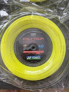 YONEX POLY TOUR PRO KEELED (odav) (1 foto / 1)
