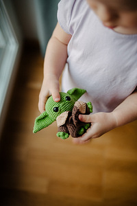 Heegeldatud mänguasi Yoda (2 foto / 4)