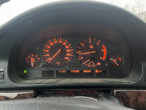 BMW 530D 142kW (12 foto / 13)