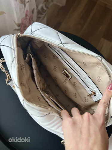 Женская сумка GUESS (фото #2)