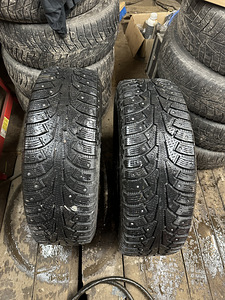 4x Nokian Naastrehvid 225/65R17