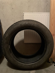 Talvine Ice Tigar 215/60 R17 100T, 4 tk. (3 foto / 4)