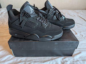 Uued Jordan 4 Black Cat (1 foto / 9)